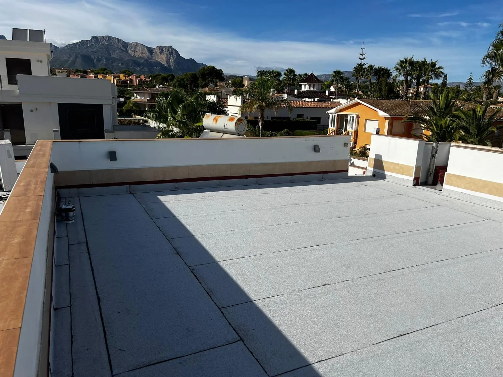 Lámina asfáltica cubierta plana